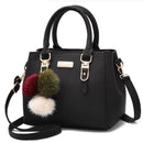Bolsa Feminina em Couro Genuino - Desirée Luxo + Brinde Exclusivo