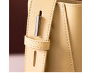 Bolsa Feminina em Couro Genuíno - Stevens