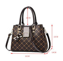 Bolsa Feminina em Couro Genuino - Astonini