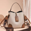 Bolsa Feminina em Couro Genuino - Santini Luvi