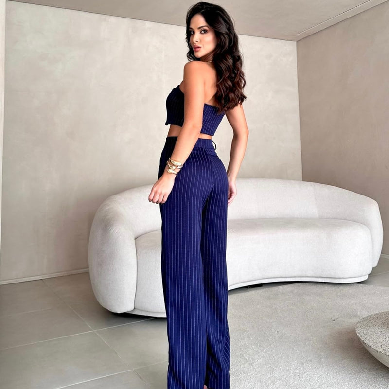 Conjunto Top e Calça em Alfaiataria Risca de Giz